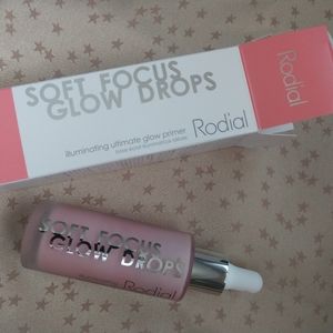 Rodial Soft Focus Glow Drops Primer